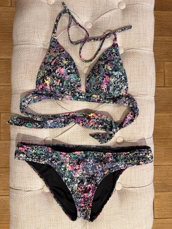 Victoria's Secret Other - Victoria's Secret Multicolor Abstract Knockout Bikini Black Lining S Top M Botto